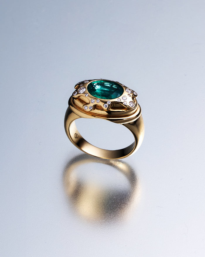 Honey Drip Ring Emerald