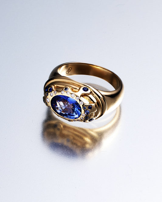 Honey Drip Ring Blue Sapphire