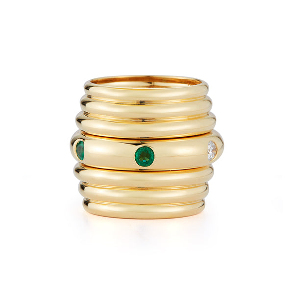18k yellow gold stacking ring with diamond and emerald rounds.